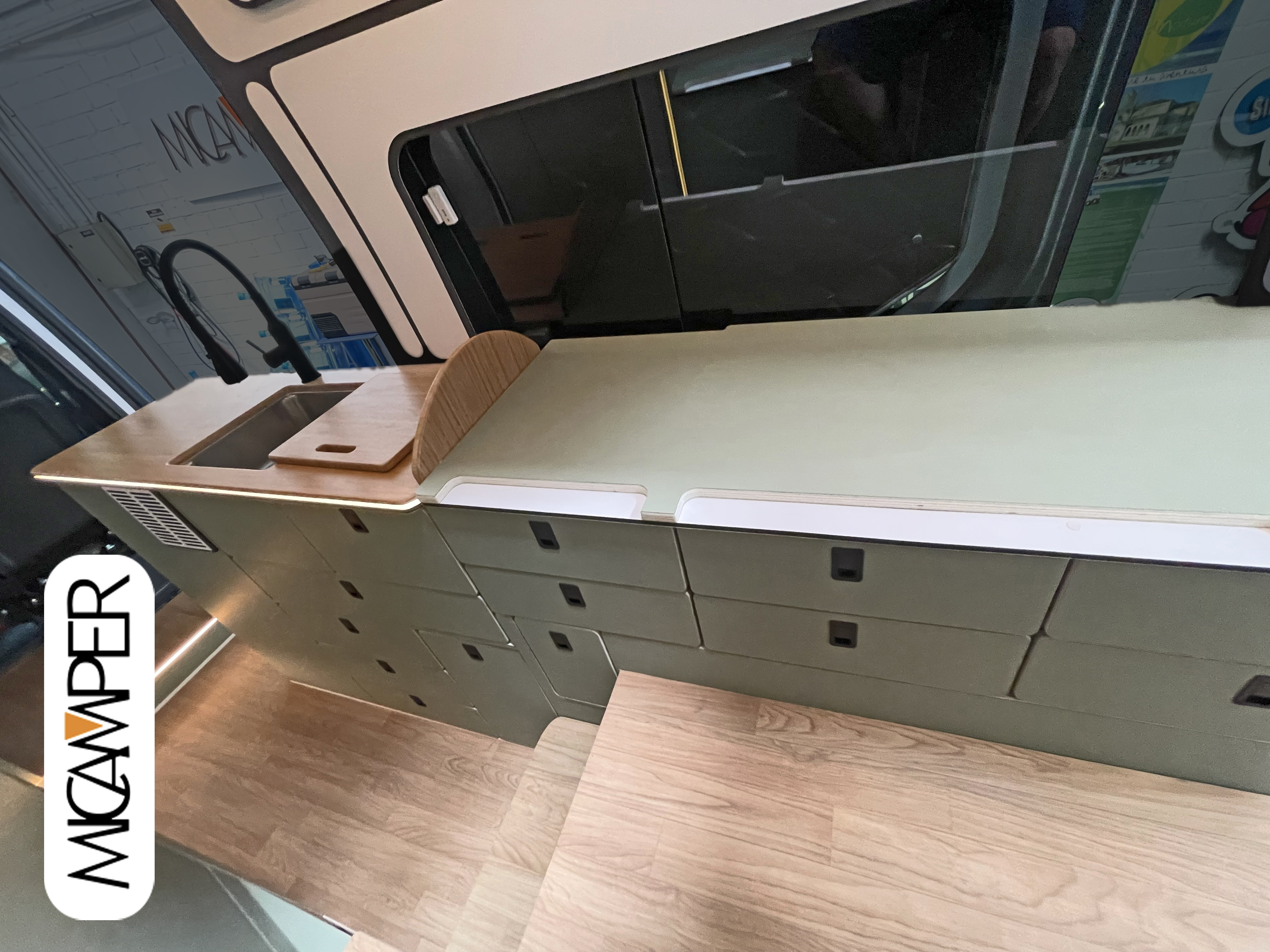 Foto 12 : Sprinter Camper L3H2
