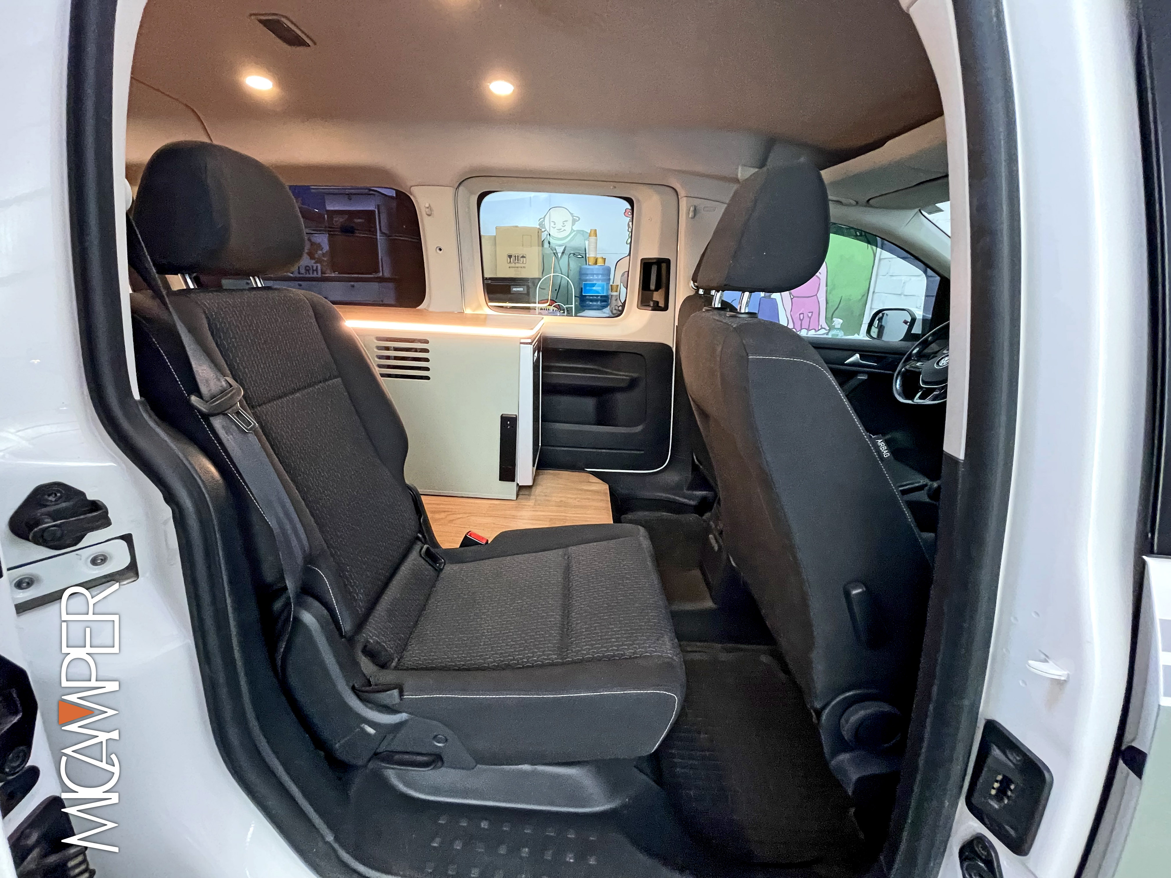 Foto 7 : Volkswagen CamperCaddy
