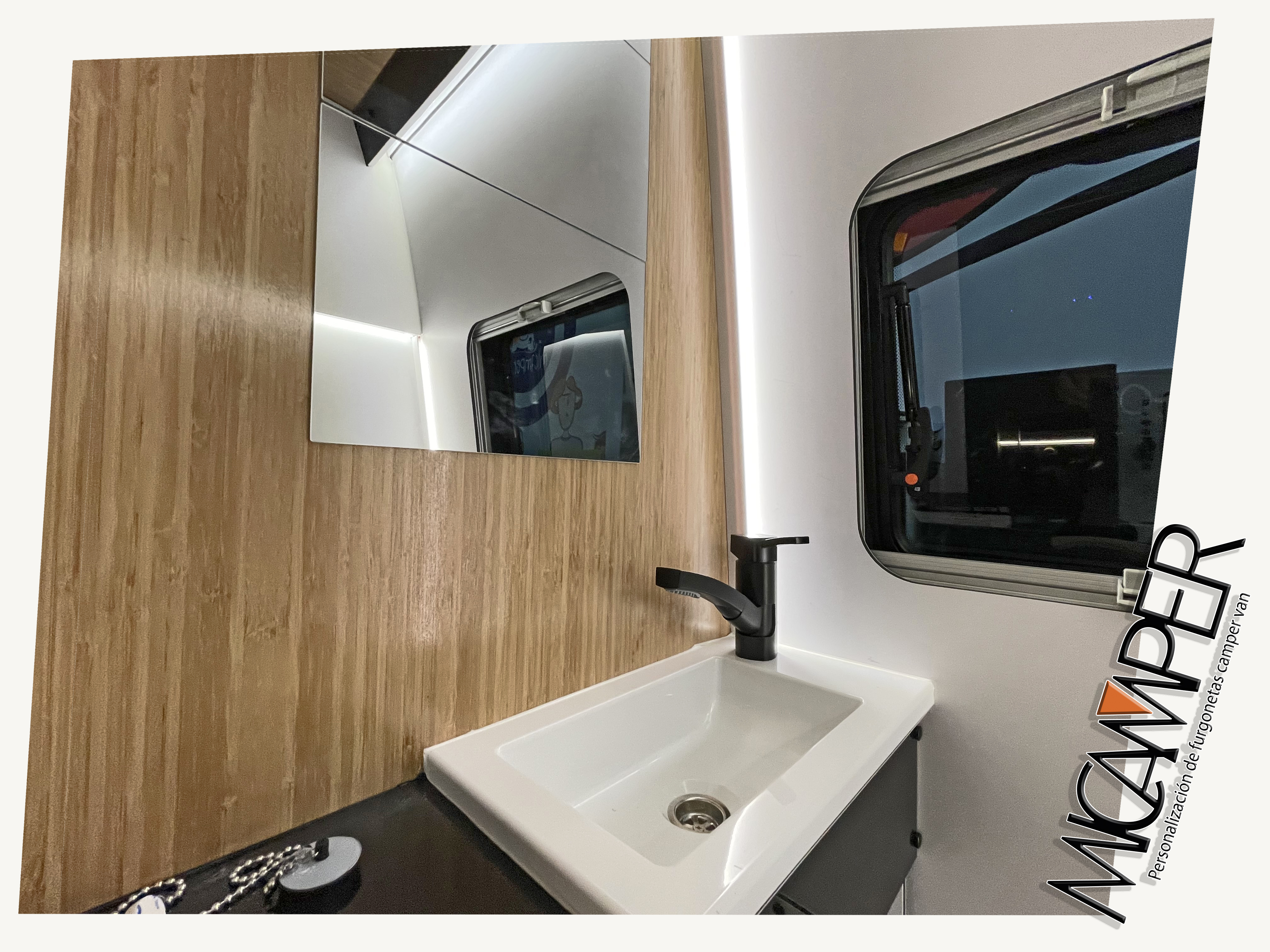 Foto 11 : Sprinter Camper L3H2