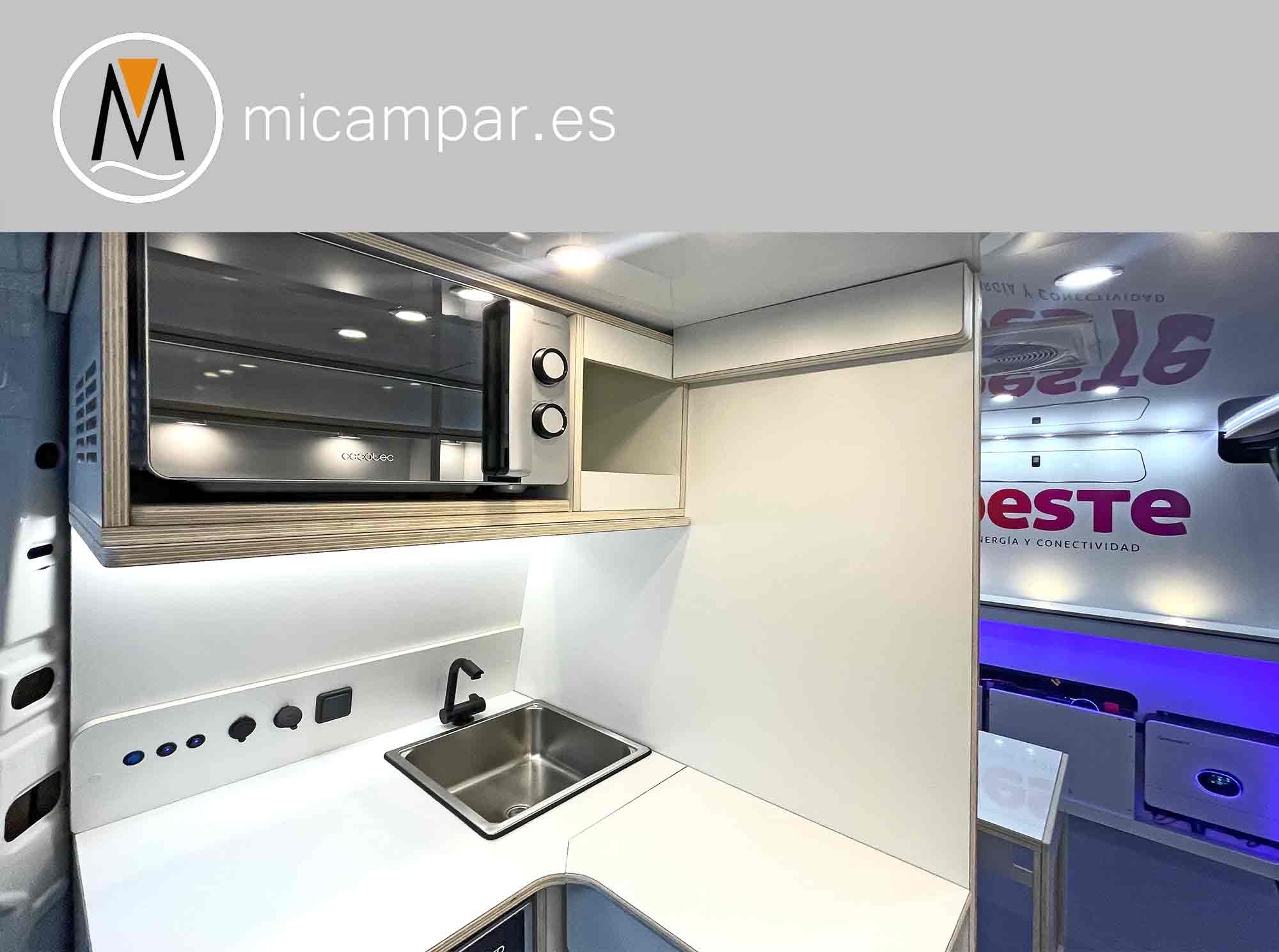 Foto 9 : Furgón Oficina Móvil y Expositor a Medida para Empresas  micamper.es