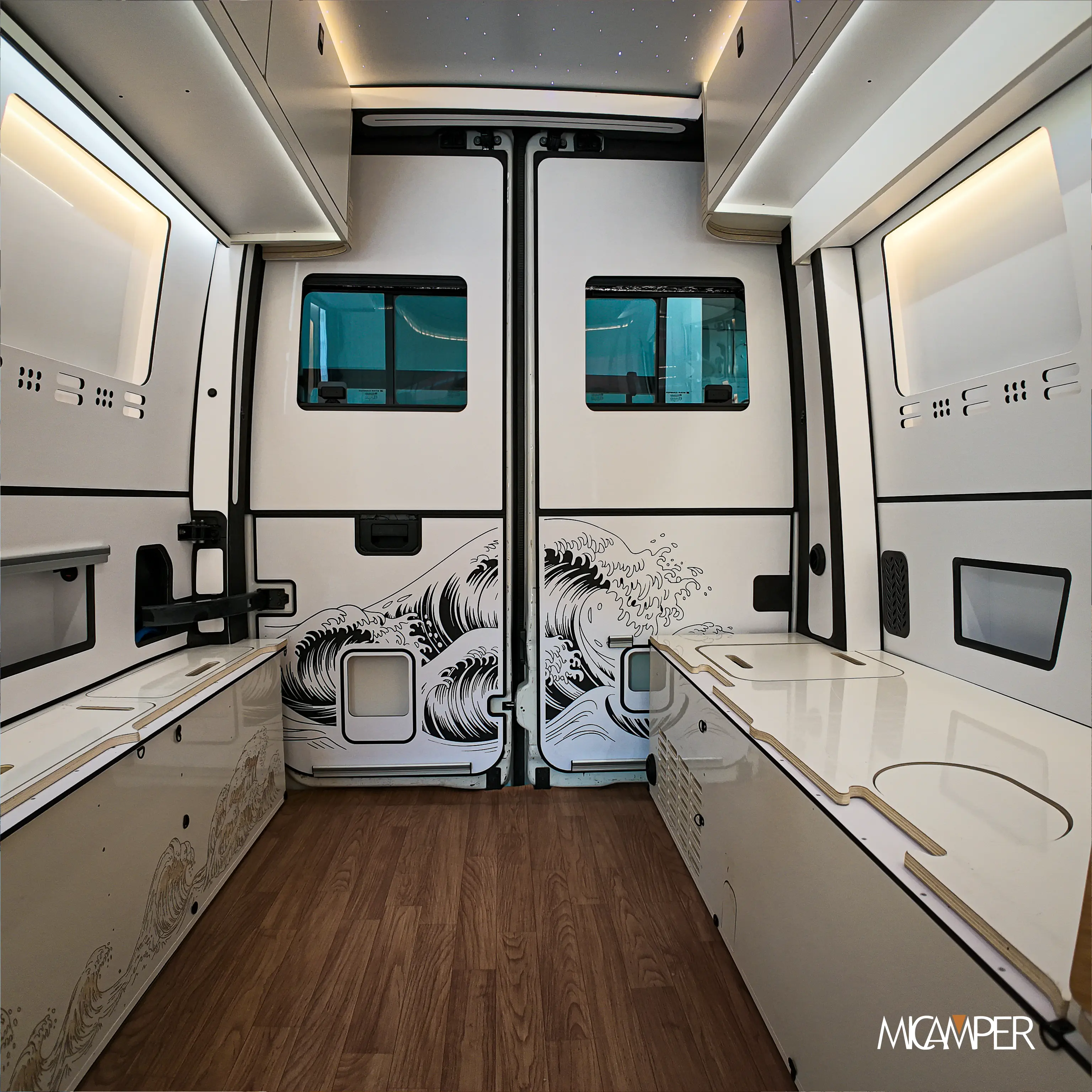 Foto 5 : Camperización a medida Volkswagen Crafter
