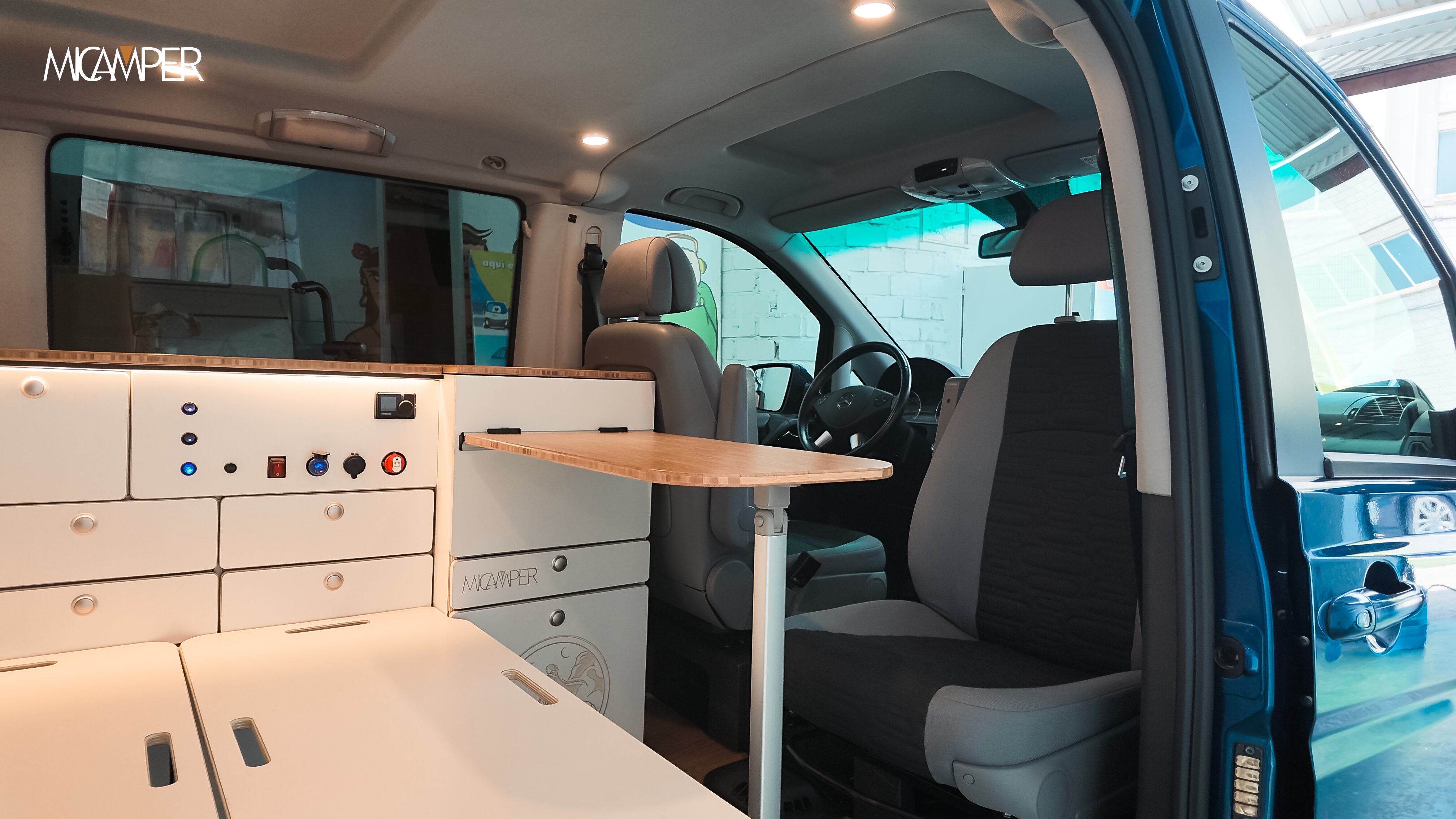 Foto 3 : Camperización Mercedes Viano a Medida