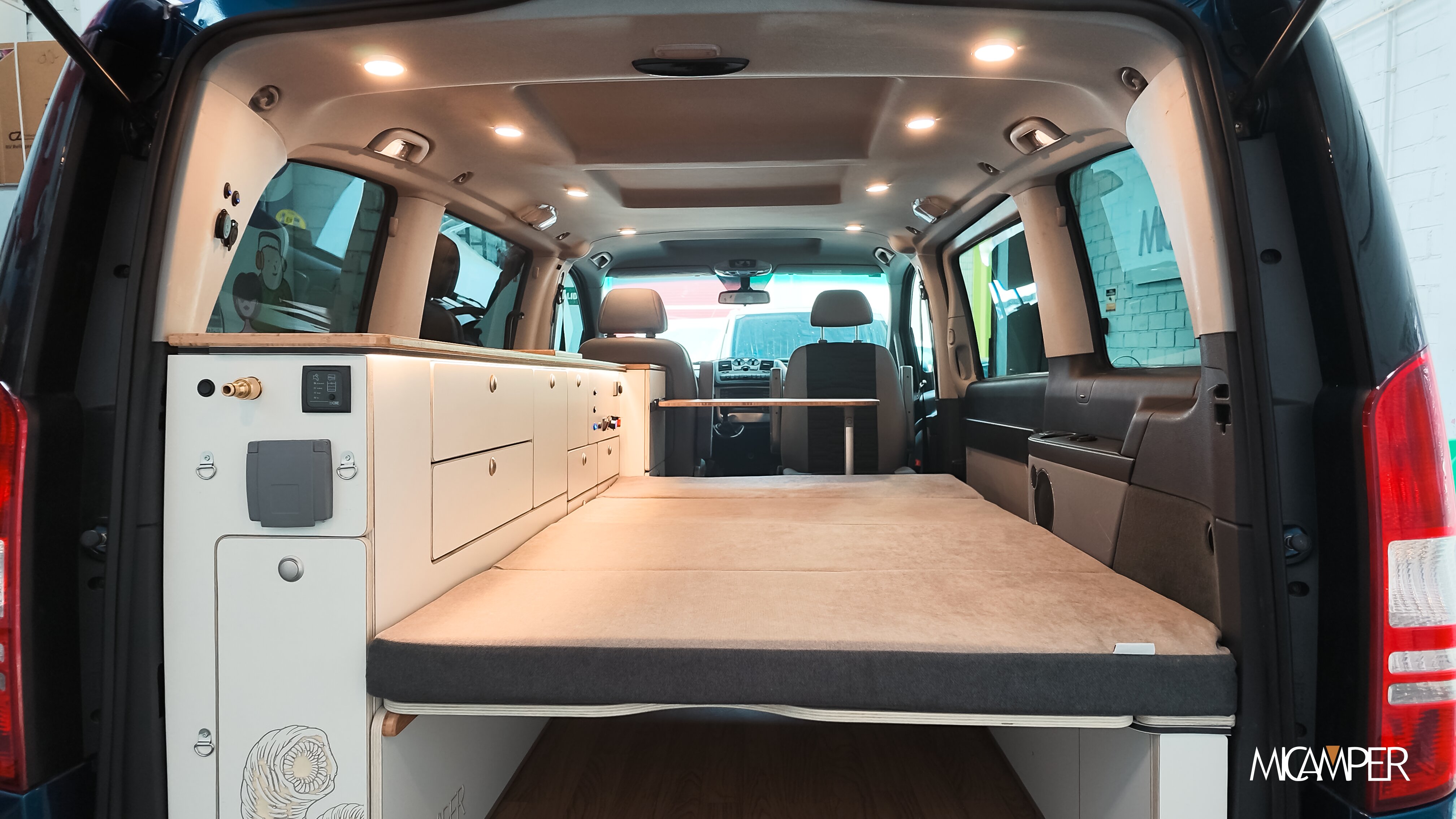 Foto 6 : Camperización Mercedes Viano a Medida